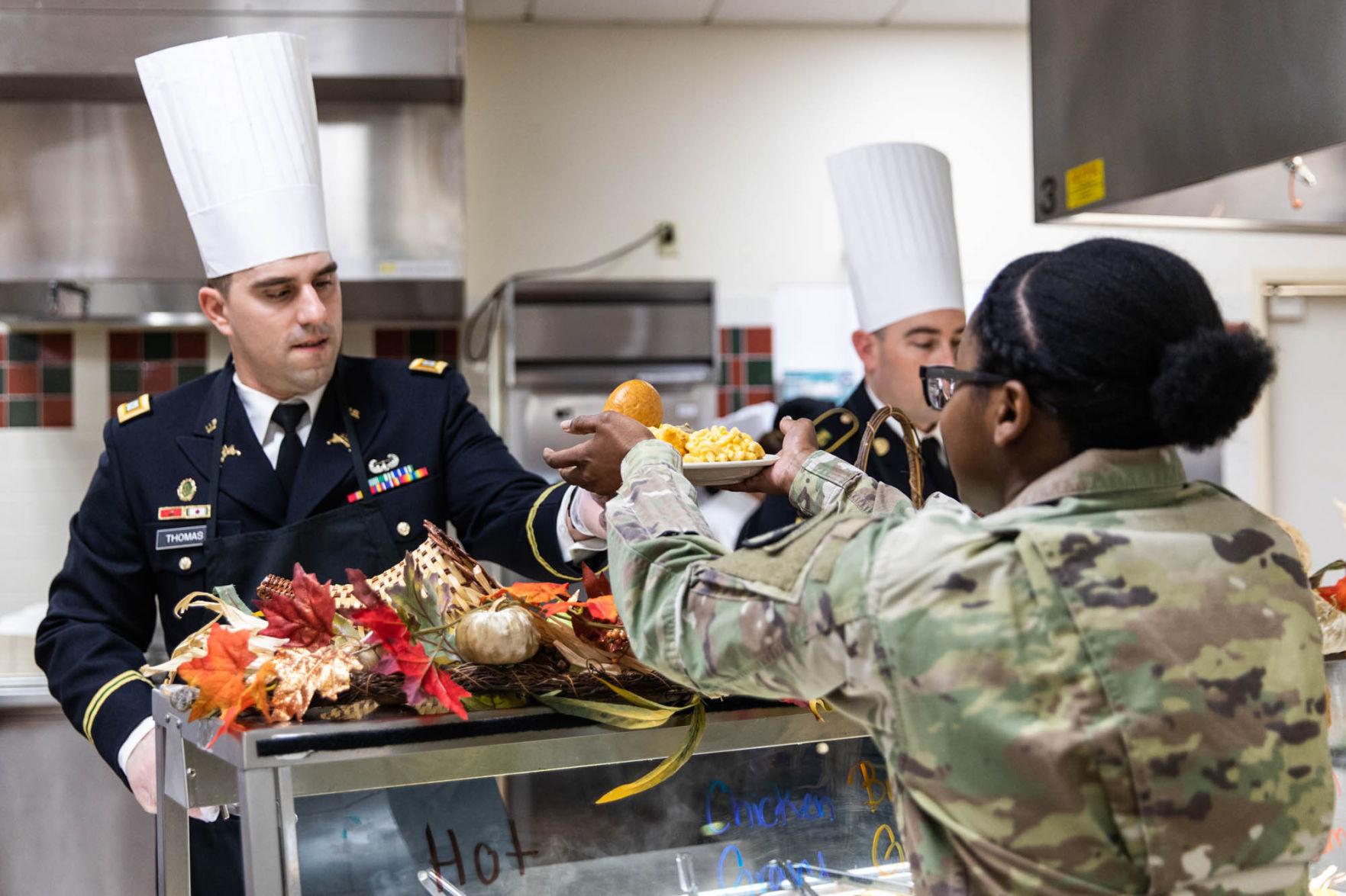 Drum serves annual Thanksgiving meal